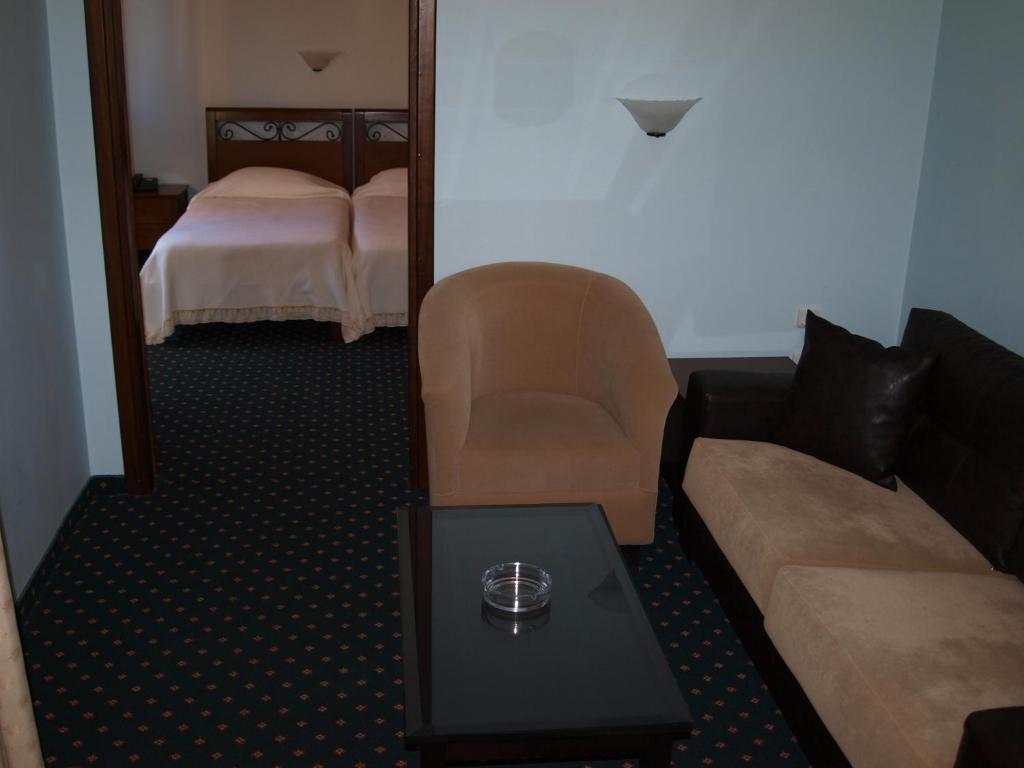 Byzantium Hotel Kastoria Room photo